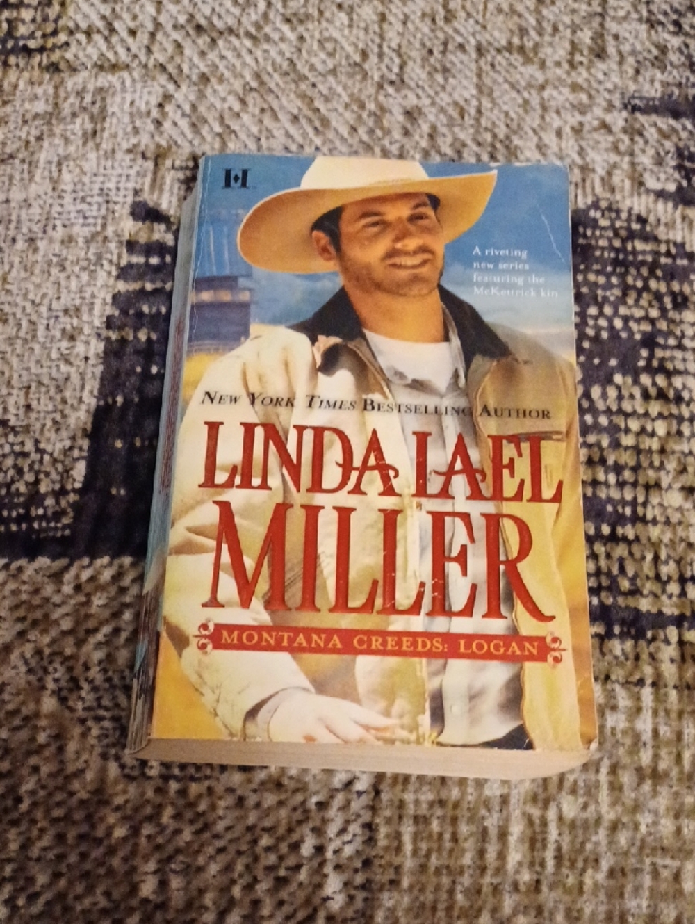 $4 Add-on Linda Lael Miller "Montana Creeds: Logan" - Paperback Western
